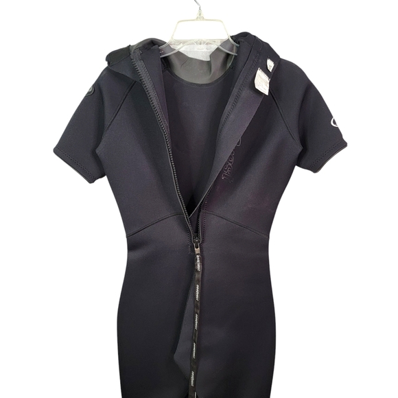 Seaquest Dsv Black Purple Short Sleeve Wetsuit Divingsuit Scuba Women's 11-12 - Picture 9 of 13